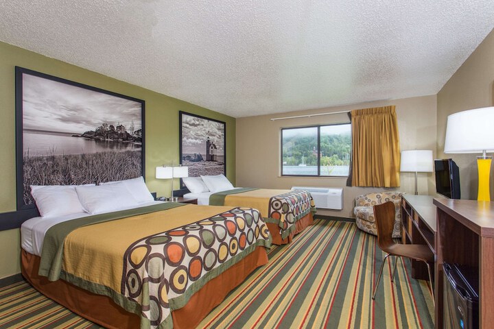 Room 20 of 25