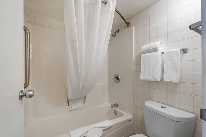 Quality Inn & Suites Conference Center