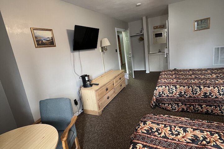 Room 36 of 40