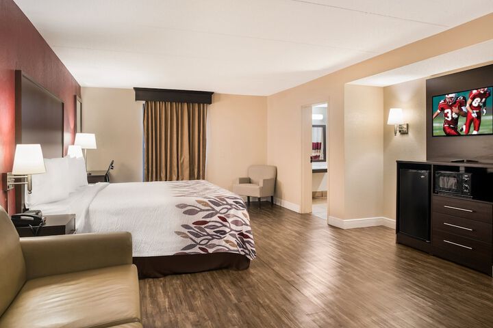 Room 28 of 51