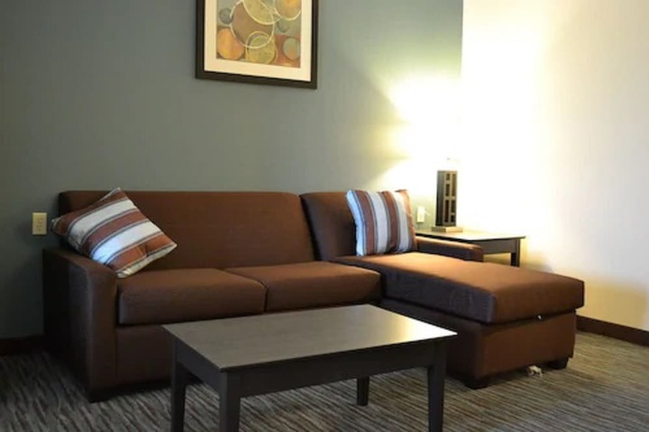 Room 30 of 46