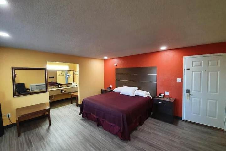 Chaparral Motel