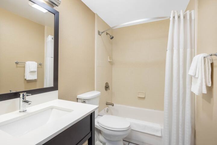 Room 15 of 20