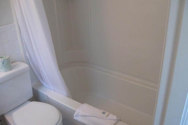 Room 21 of 25