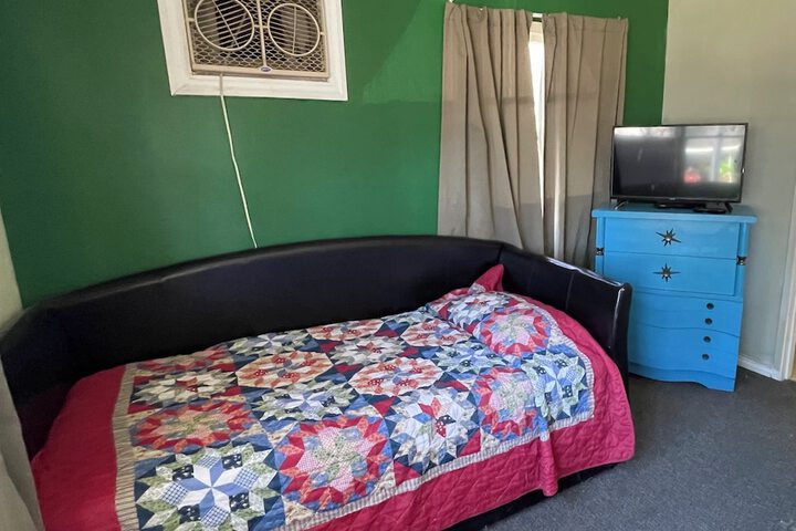 Room 34 of 111
