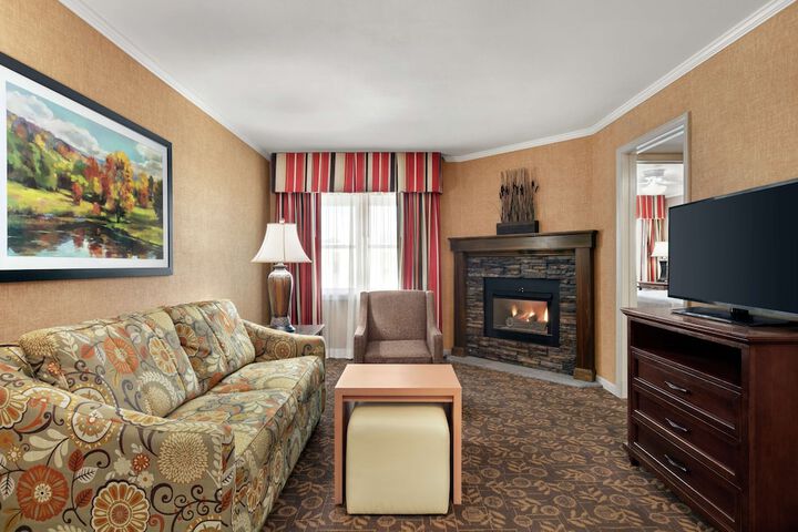 Homewood Suites by Hilton Syracuse / Liverpool