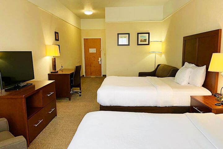 Room 18 of 32