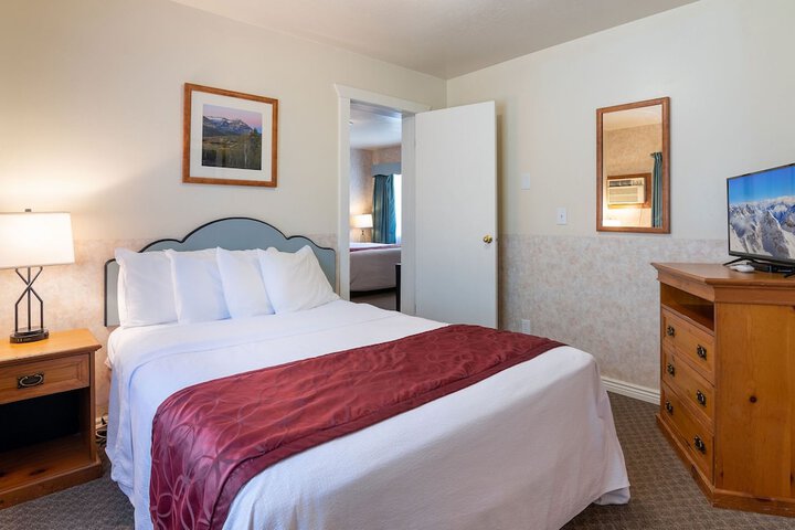 Swiss Alps Inn