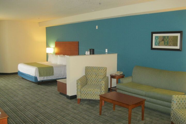 Room 30 of 68