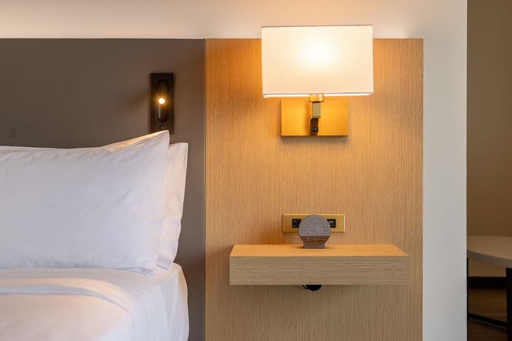 Room 47 of 63