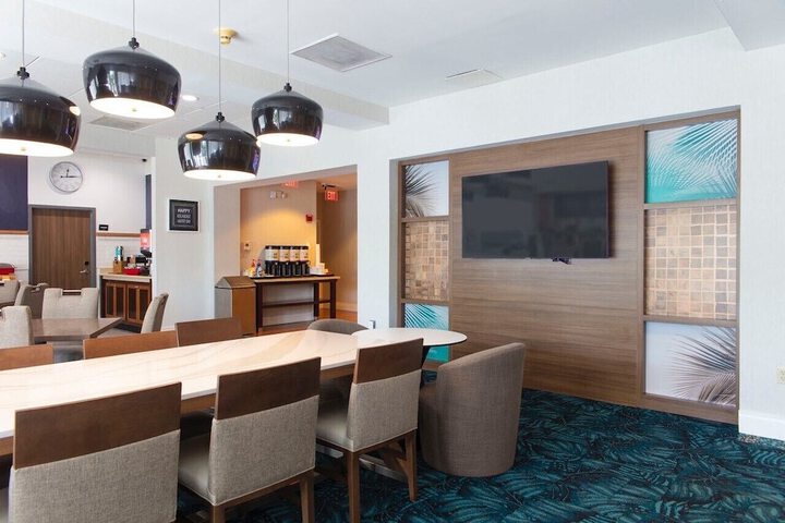 Hotel Interior 10 of 48
