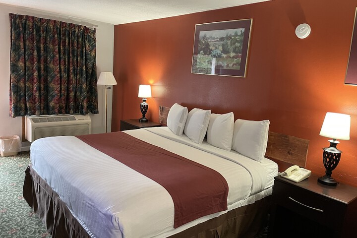 Room 26 of 84