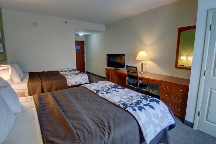 Room 52 of 72