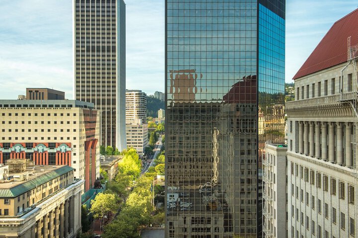 The Duniway Portland a Hilton Hotel