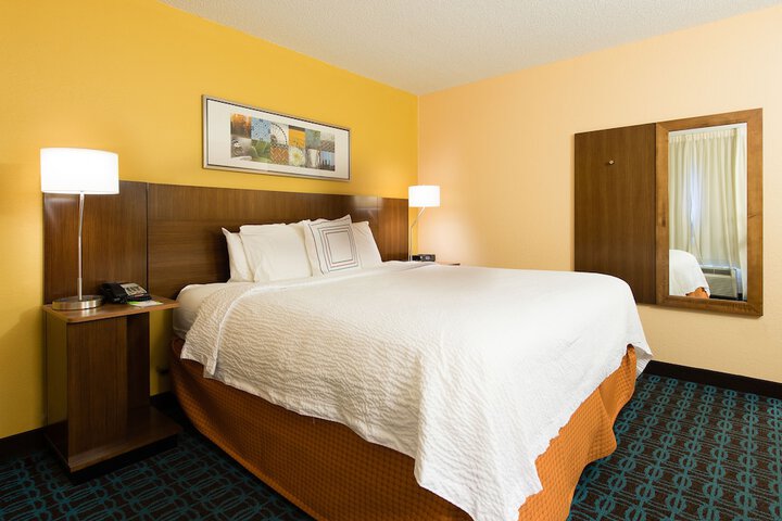 Room 20 of 29