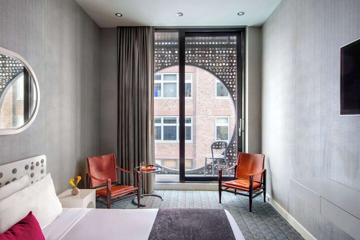 Room 57 of 114