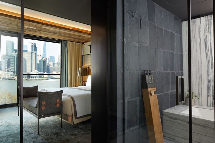 Room 32 of 56
