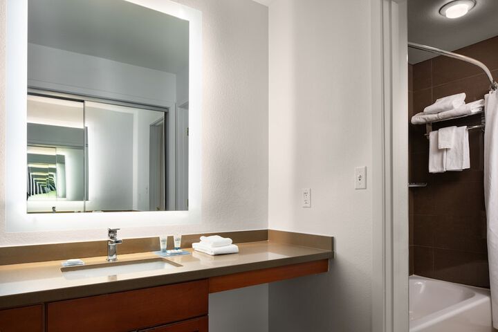 Room 8 of 29