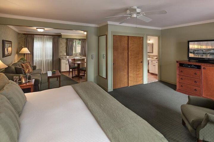 Brisas del Mar Inn at the Beach