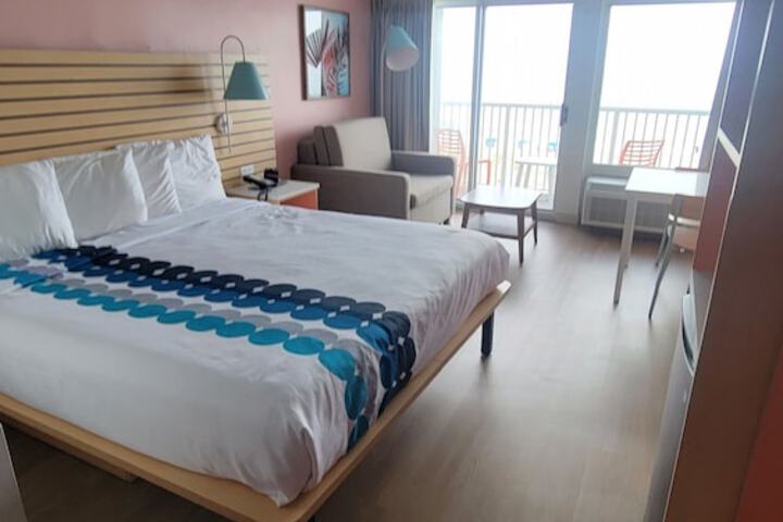 Room 47 of 87