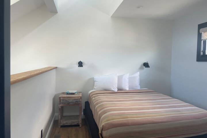 Room 95 of 185