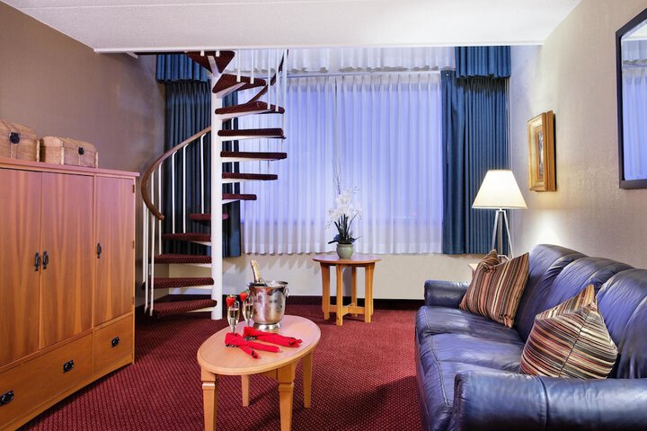 Room 21 of 45