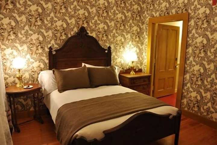 Room 36 of 72