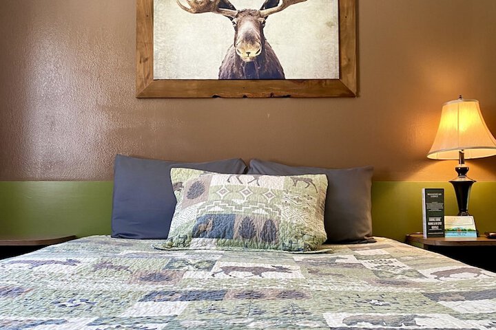 Moosehead Lodge & Cabins