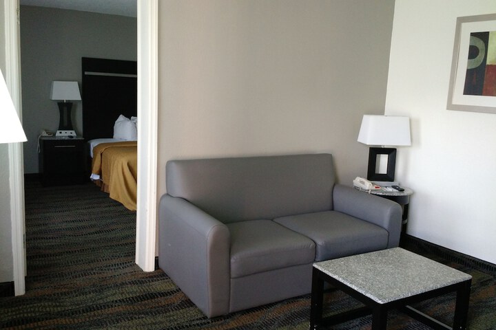 Room 45 of 70