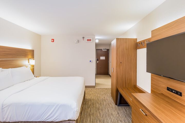 Holiday Inn Express Orange Beach by IHG