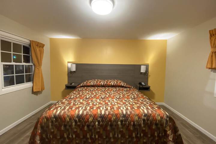 Room 9 of 15
