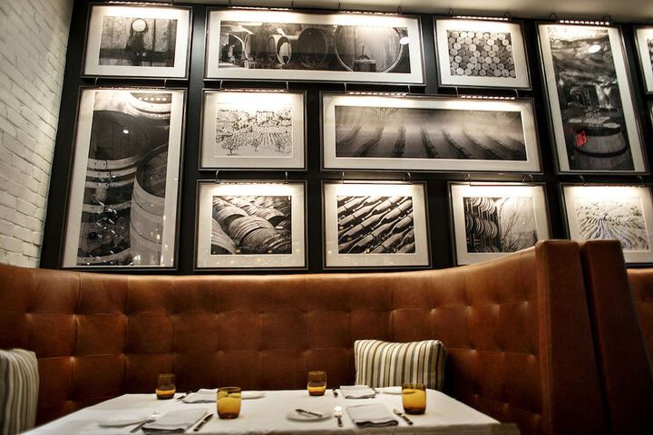 Dining 46 of 59