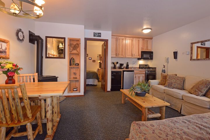 Franciscan Lakeside Lodge