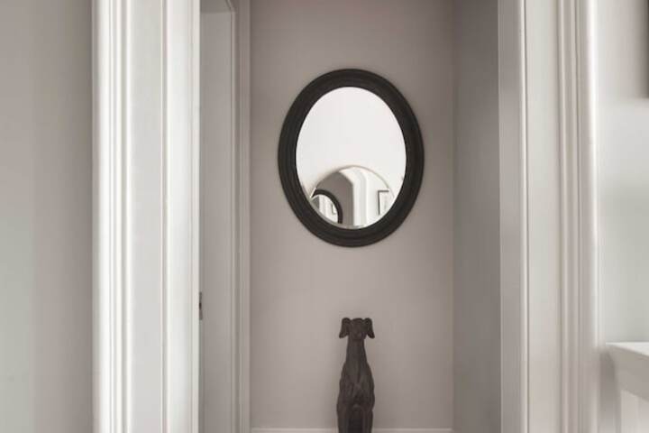 Room 28 of 32