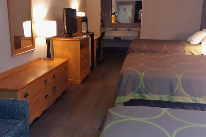 Room 45 of 72