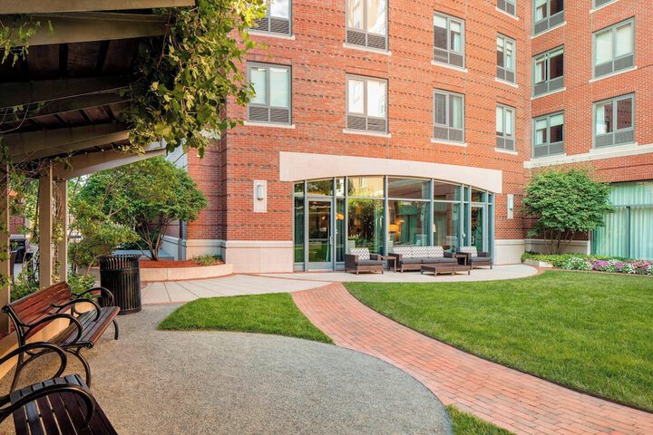 Courtyard by Marriott Boston Brookline