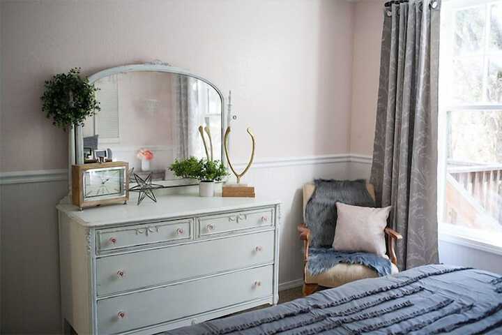 Room 100 of 143