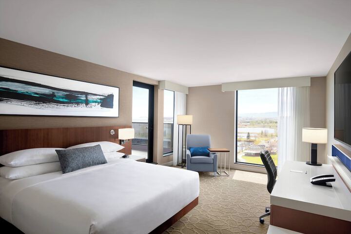 Delta Hotels by Marriott Thunder Bay