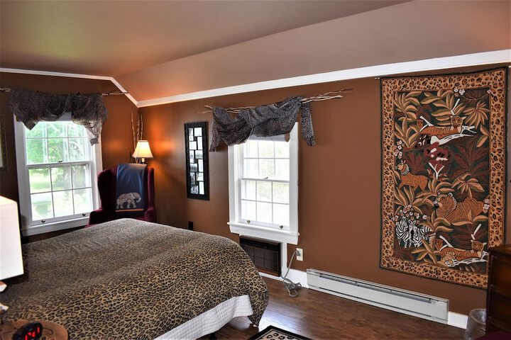 Admiral Peary Inn Bed & Breakfast