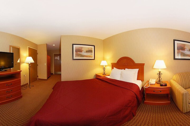 Room 26 of 32