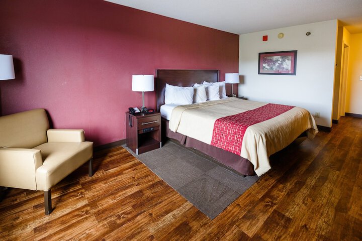 Red Roof Inn PLUS+ Danville KY