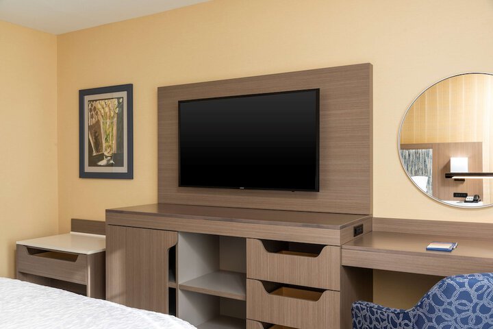 Room 37 of 60