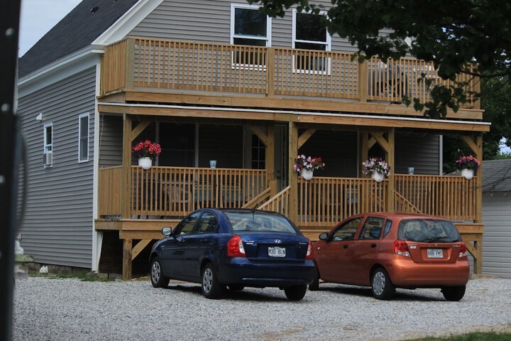 Hotel Exterior 28 of 29