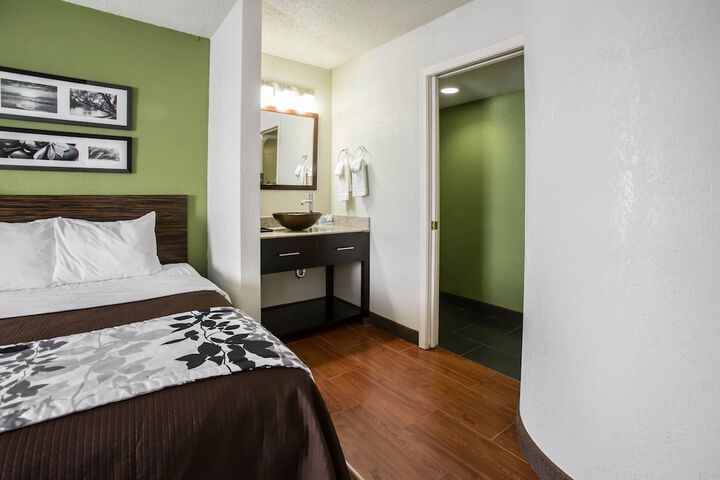 Room 15 of 45