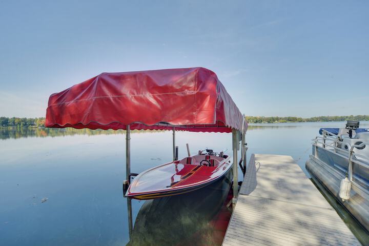 Pet Friendly - Rice Lake Home w / Private Dock!