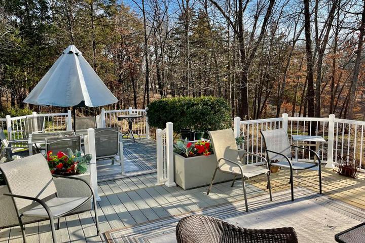 Beautiful Parkside Suite