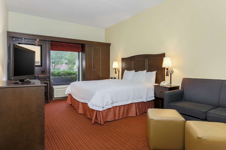 Hampton Inn Champaign / Urbana