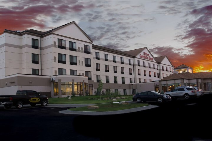 Hotel 2 of 66