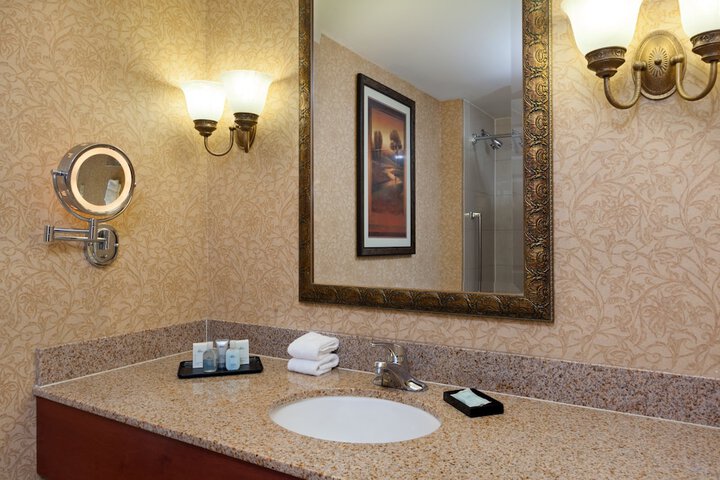 Room 21 of 57