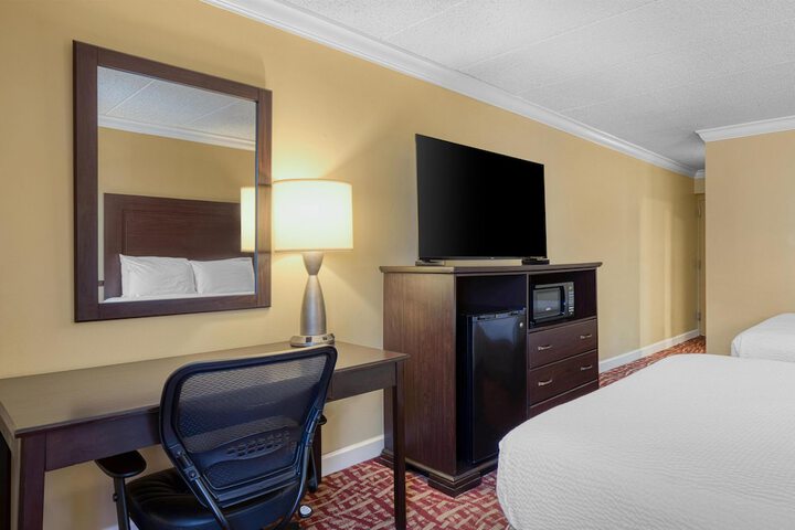 Best Western Plus Genetti Wilkes Barre